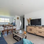 Holiday home Belle Maison Renovee - - 6 Pers. - Menage Inclus - Fr-1-319-590